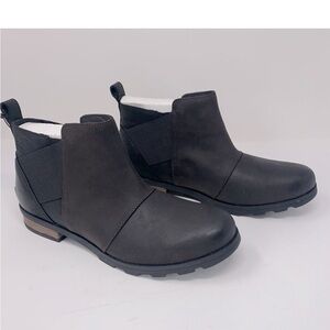 NEW Sorel Emilie Chelsea Boot (Waterproof) size 10.5 / 41.5